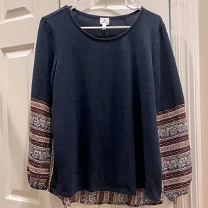Dressbarn women’s size medium, long sleeve, top. New with tags!